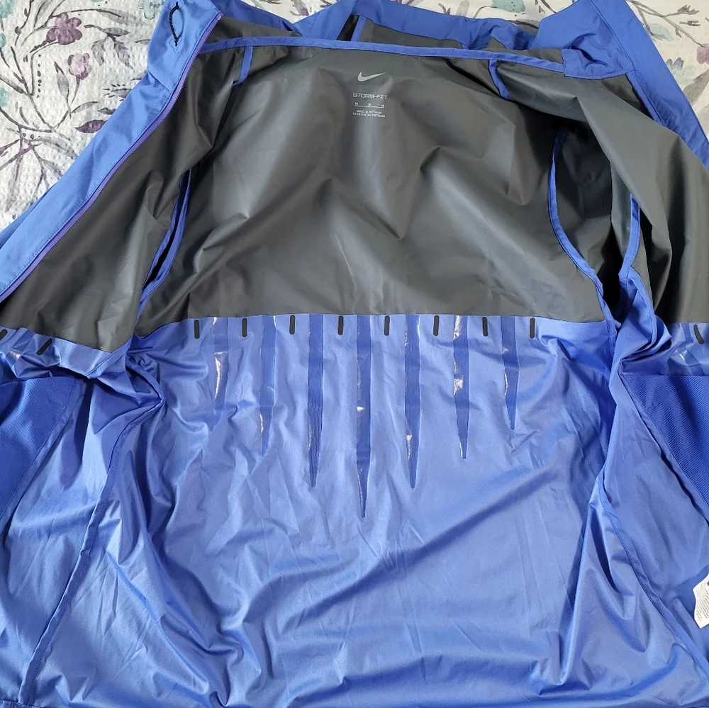 NEW Nike AeroSwift Men's Storm-FIT Aerogami Running Jacket - MEDIUM - Picture 6 of 7